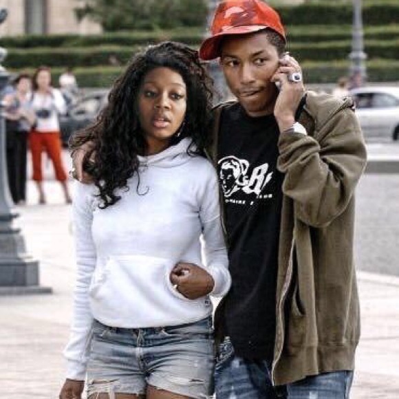 Meet your Posher, Ajah - Picture 1 of 1